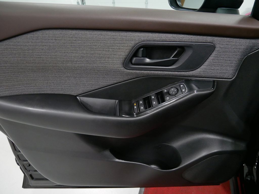 Used 2023 Nissan Rogue SUV