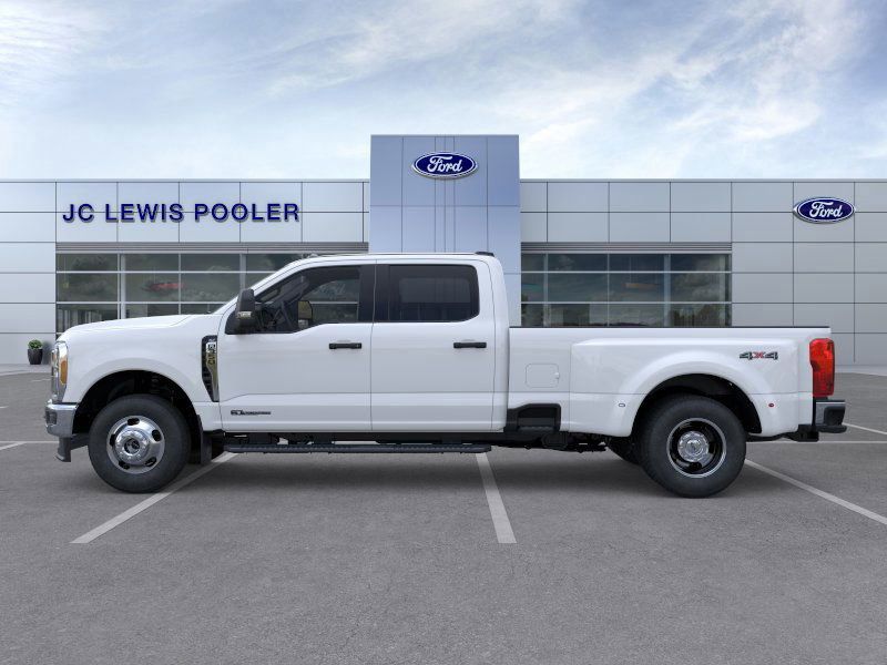 2026 Ford Super Duty F-350 DRW XLT