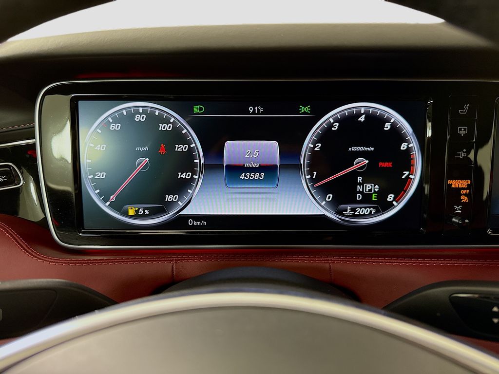 Thumbnail: 2016 Mercedes-Benz S-Class - 31