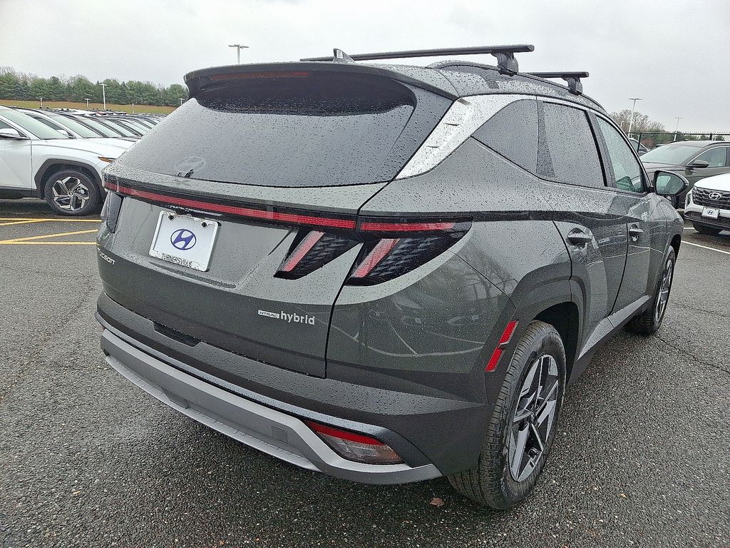 Thumbnail: 2025 Hyundai Tucson - 4