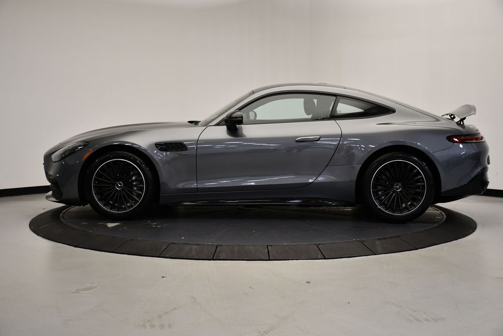 Thumbnail: 2026 Mercedes-Benz AMG GT - 2