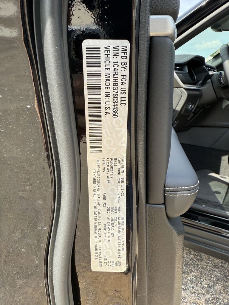 2025 Jeep Grand Cherokee Limited Black at DeMontrond Gulf Freeway