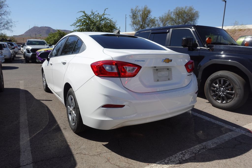 Used 2018 Chevrolet Cruze Sedan