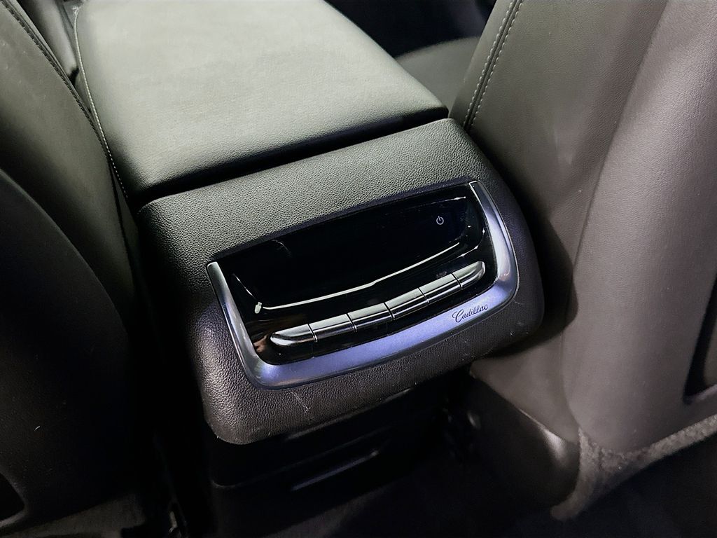 2020 Cadillac XT6 Sport 25