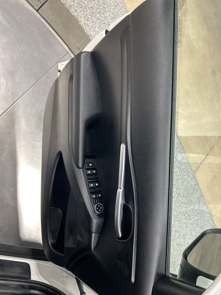 used 2025 Kia Seltos car, priced at $22,993