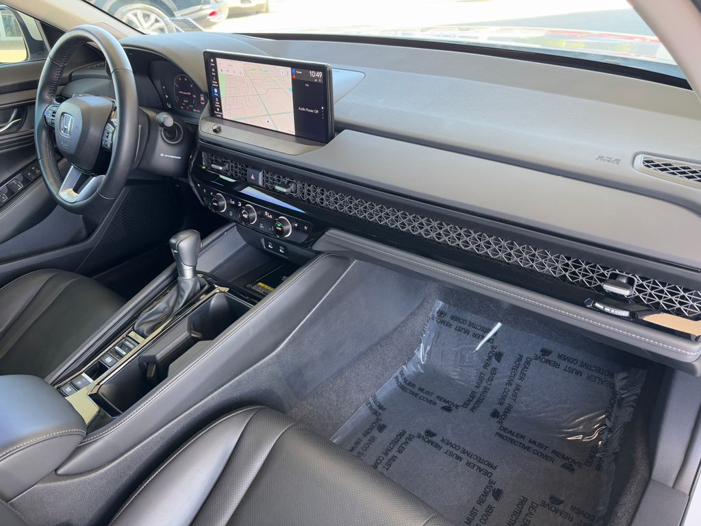 2024 Honda Accord Touring 22