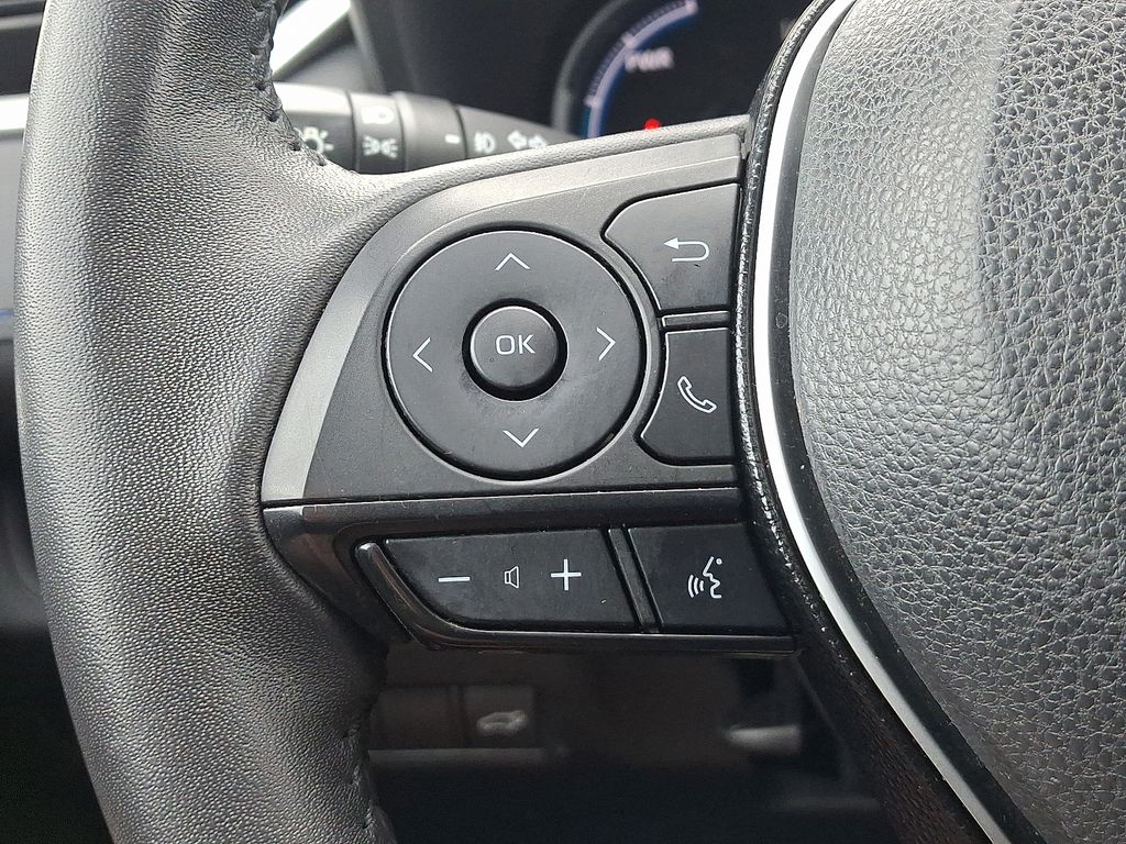 Thumbnail: 2021 Toyota RAV4 - 22