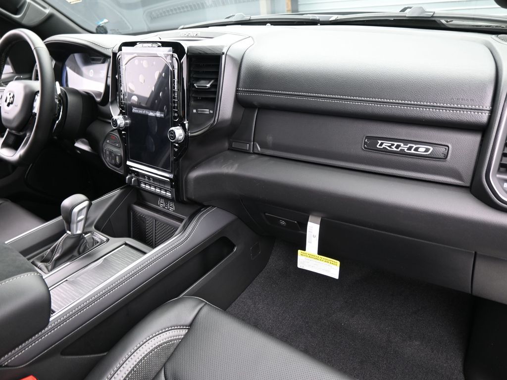 New 2026 Diamond Black Crystal Pearlcoat Ram RHO image 39