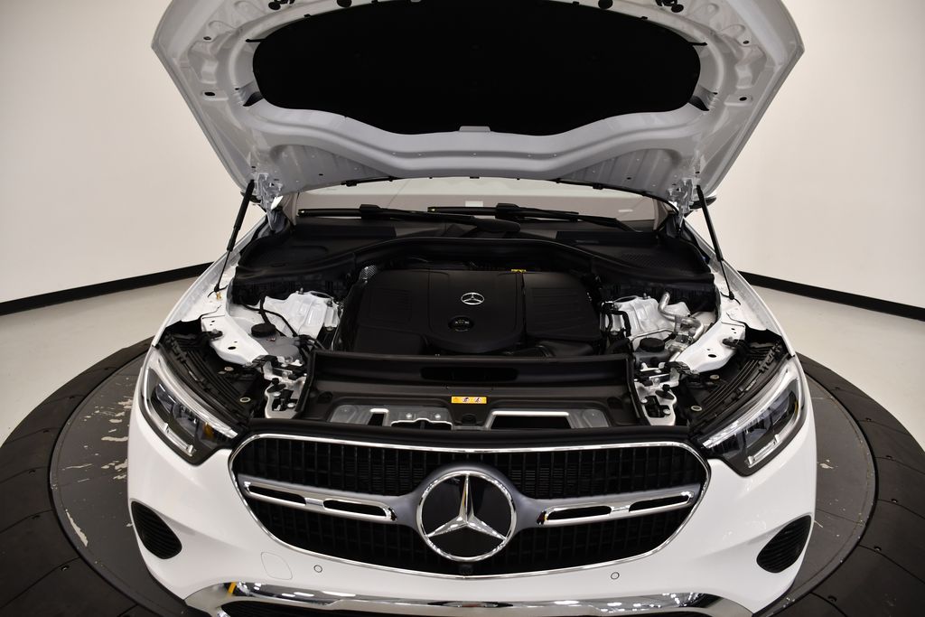 Thumbnail: 2025 Mercedes-Benz GLC - 12