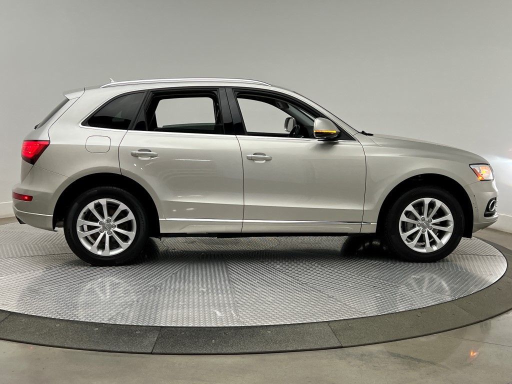 Thumbnail: 2017 Audi Q5 - 6
