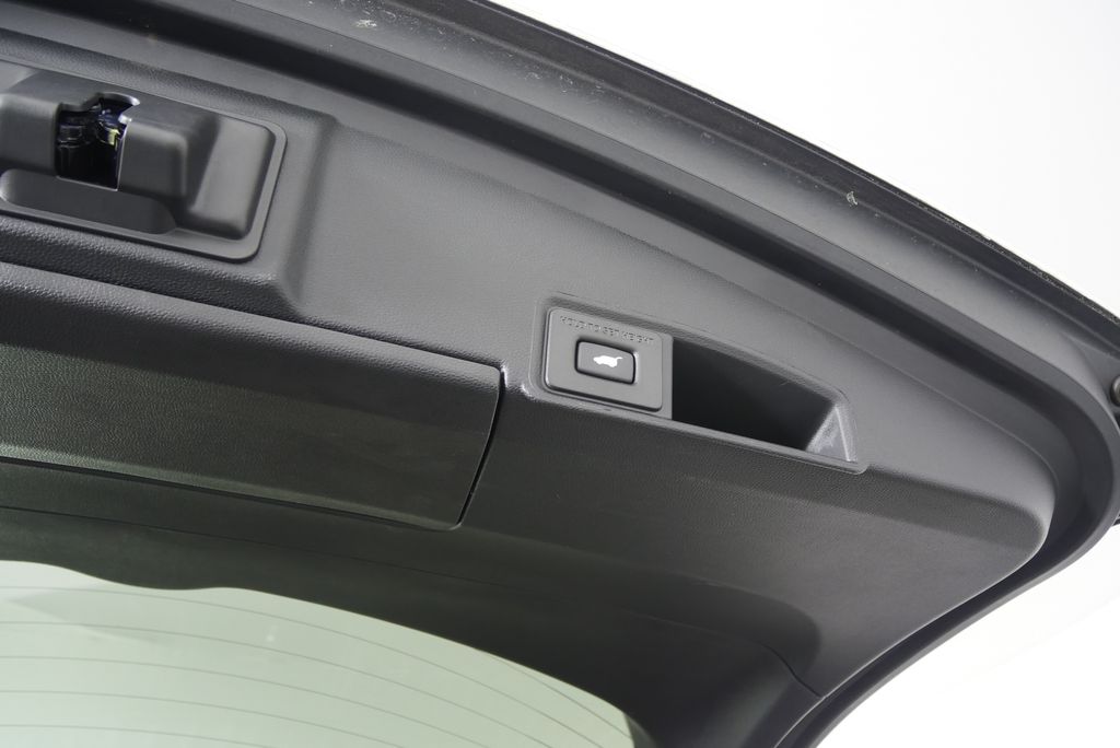 Thumbnail: 2023 Acura RDX - 18