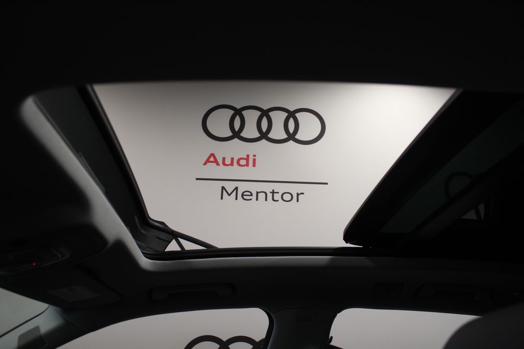 Thumbnail: 2023 Audi Q5 - 13