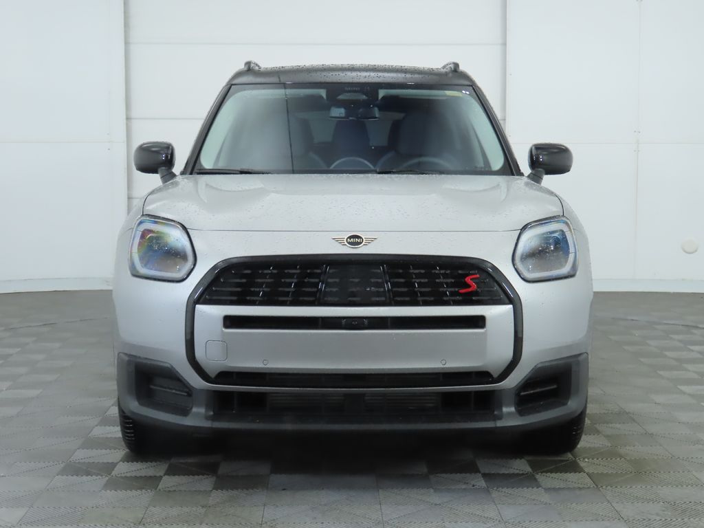 2025 MINI Cooper Countryman Iconic 2