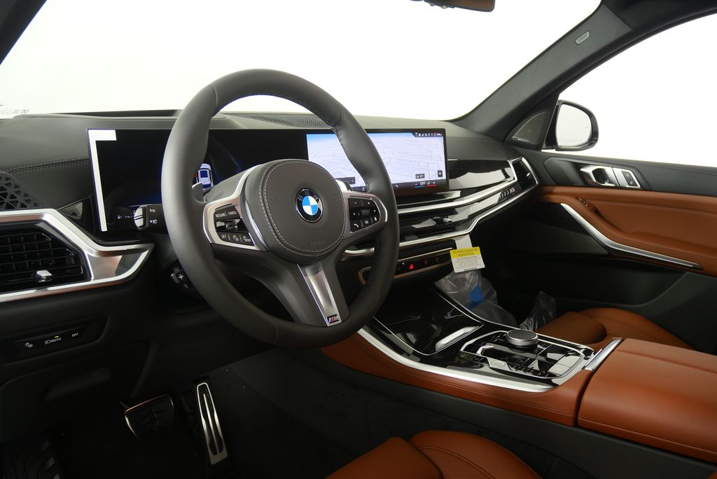 Thumbnail: 2026 BMW X5 - 13