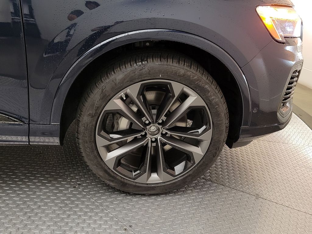 Thumbnail: 2026 Audi Q7 - 13