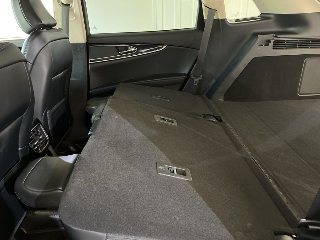 used 2022 Lincoln Nautilus car, priced at $33,750