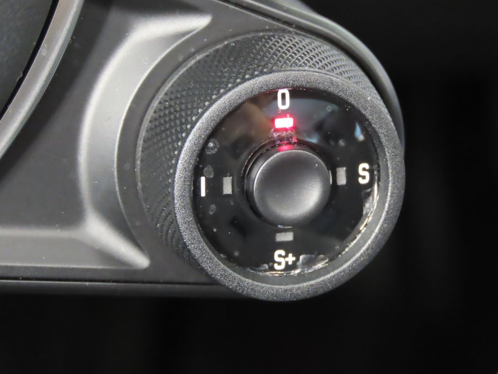 Thumbnail: 2017 Porsche 911 - 22