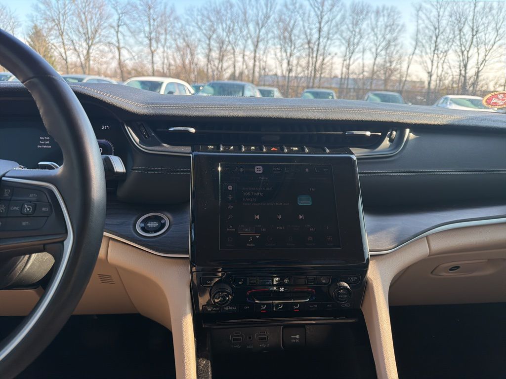 Thumbnail: 2021 Jeep Grand Cherokee L - 14