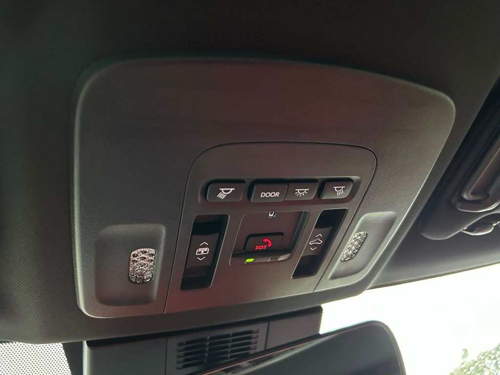 Thumbnail: 2025 Toyota Camry - 30