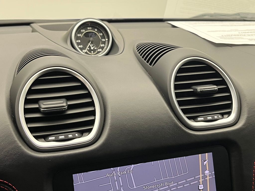 Thumbnail: 2022 Porsche 718 Boxster - 22