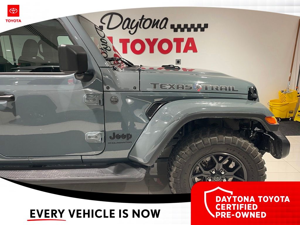 Used 2025 Jeep Gladiator Truck