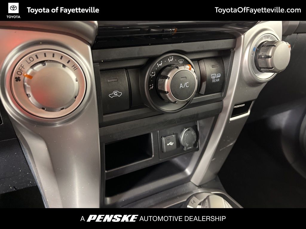 Thumbnail: 2023 Toyota 4Runner - 31