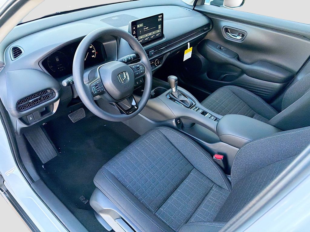 Thumbnail: 2027 Honda HR-V - 6