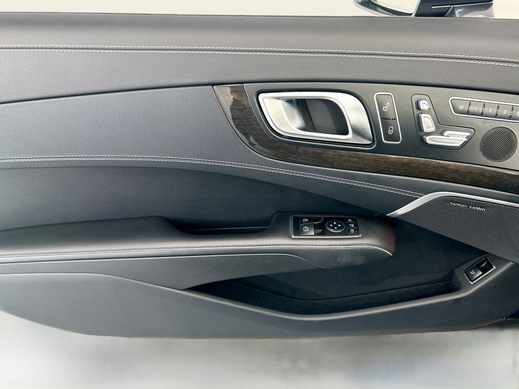 Thumbnail: 2015 Mercedes-Benz SL-Class - 20