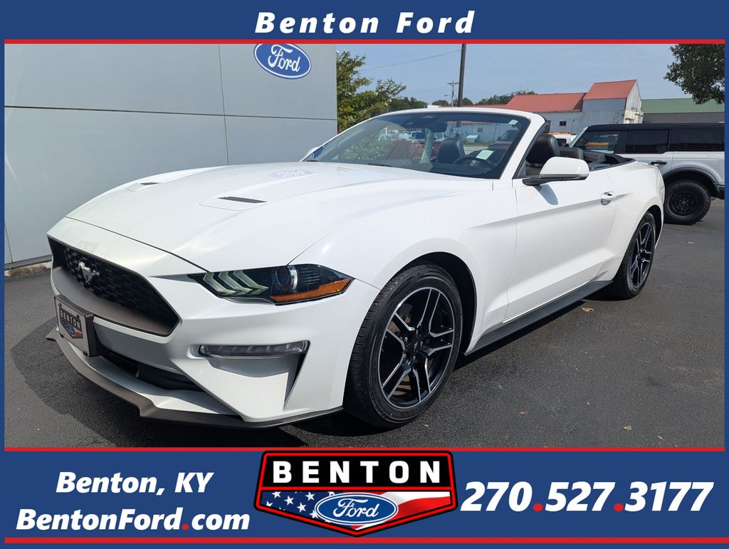 Oxford White 2022 Ford Mustang Convertible Rear-Wheel Drive Automatic