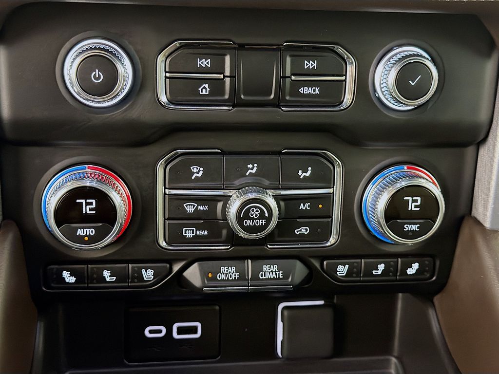 Used 2024 GMC Yukon XL SUV