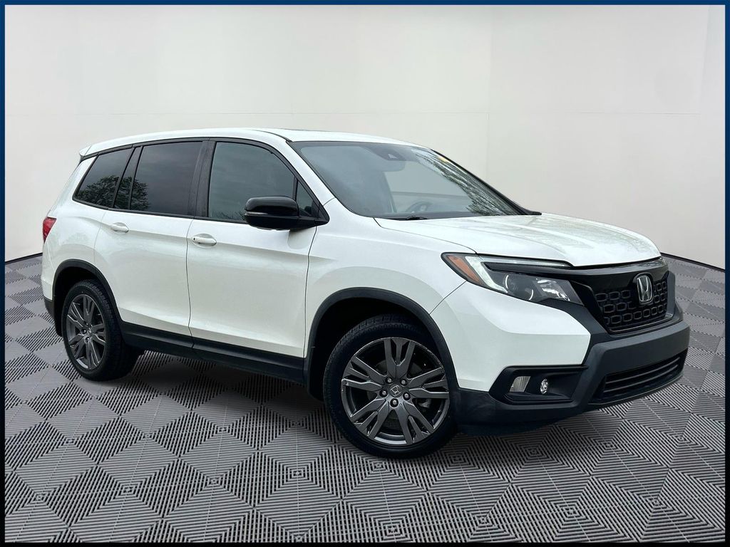 White 2019 Honda Passport EX-L FWD SUV / Crossover Front-Wheel Drive 9-Speed Automatic
