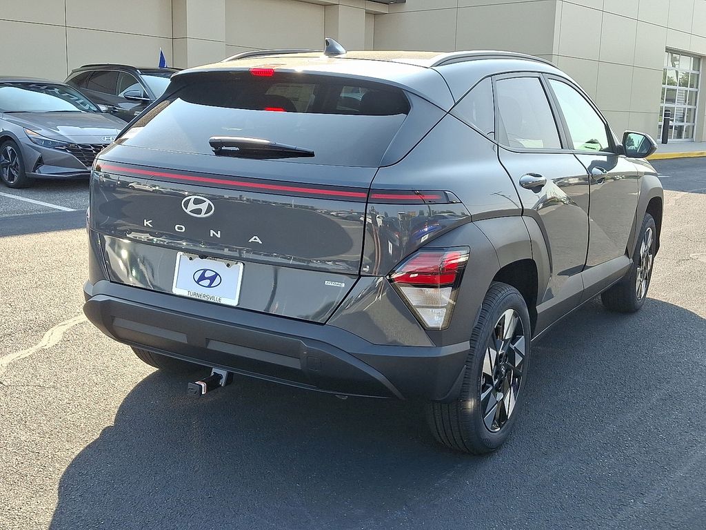 2025 Hyundai Kona SEL 4