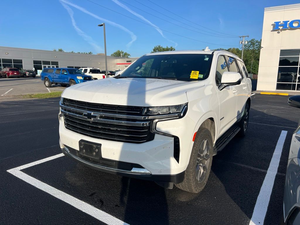 Summit White 2022 Chevrolet Tahoe SUV / Crossover Four-Wheel Drive