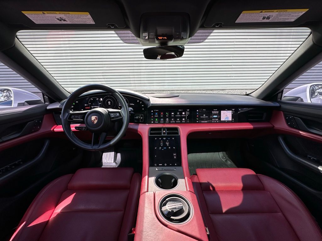 Thumbnail: 2022 Porsche Taycan - 6