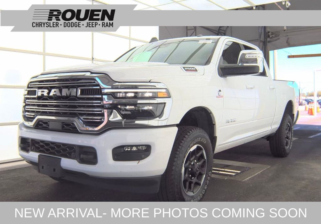 Bright White Clearcoat 2026 RAM 2500 Pickup Truck Four-Wheel Drive 8-Speed Automatic