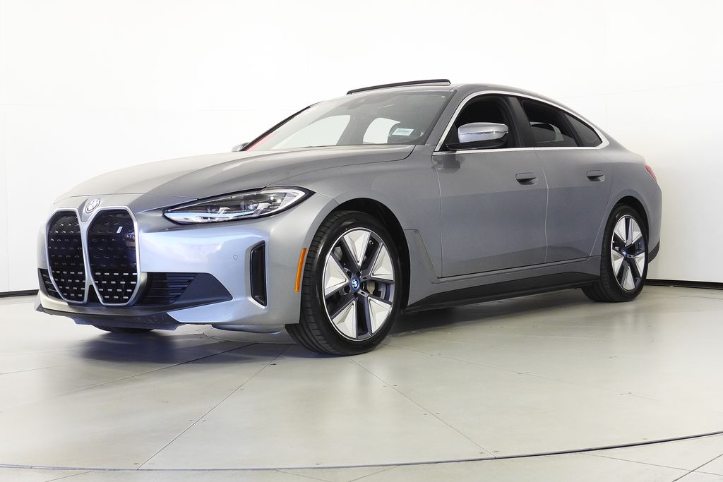 Thumbnail: 2023 BMW i4 - 2
