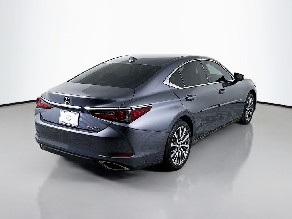 Thumbnail: 2021 Lexus ES - 5