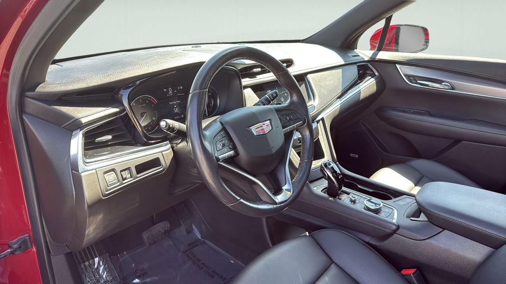 2022 Cadillac XT6