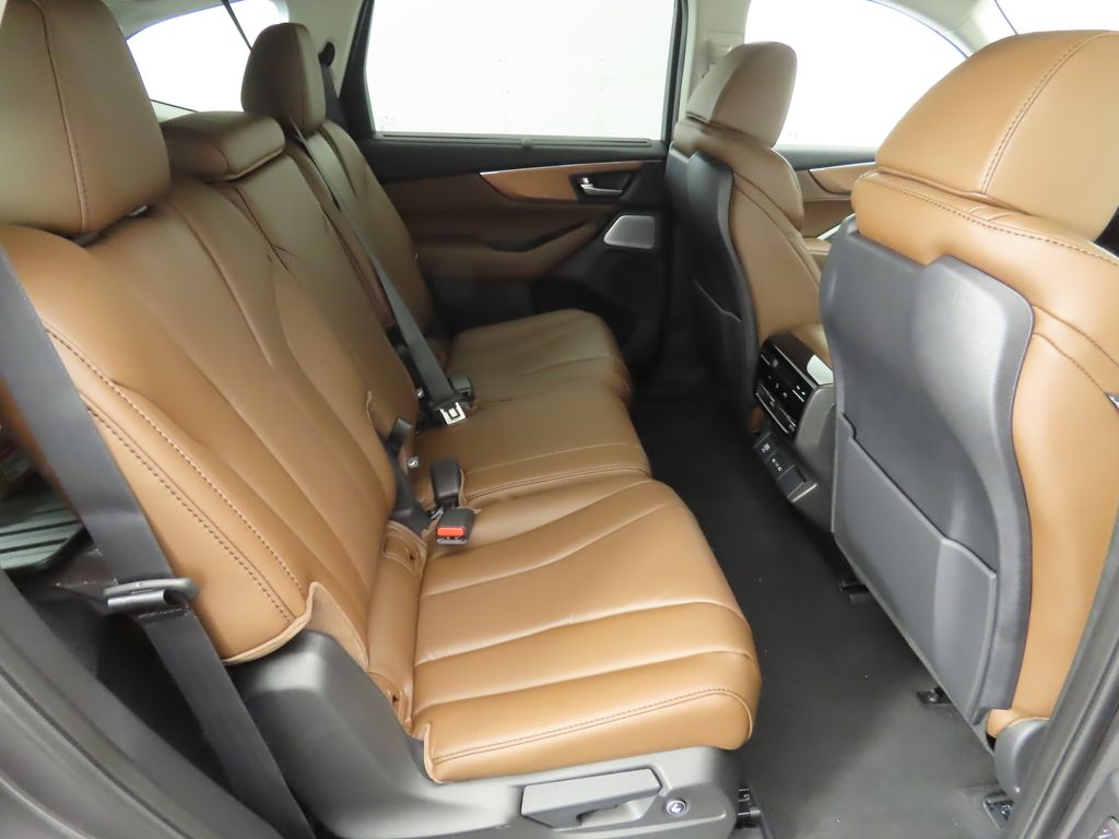 Thumbnail: 2026 Acura MDX - 22