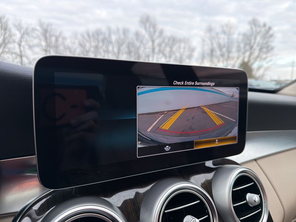 Thumbnail: 2021 Mercedes-Benz C-Class - 30