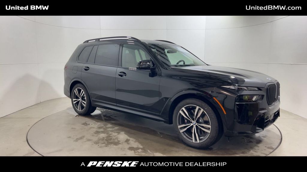 2026 BMW X7 M60i 2