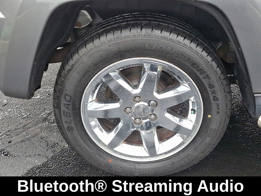 Thumbnail: 2012 Jeep Liberty - 9