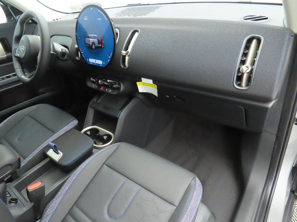 Thumbnail: 2025 MINI Cooper Countryman - 18