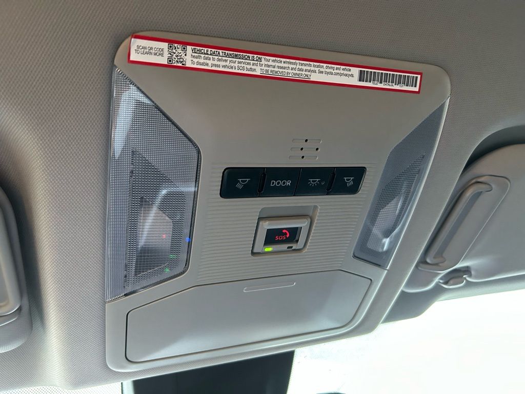 Thumbnail: 2025 Toyota RAV4 - 29