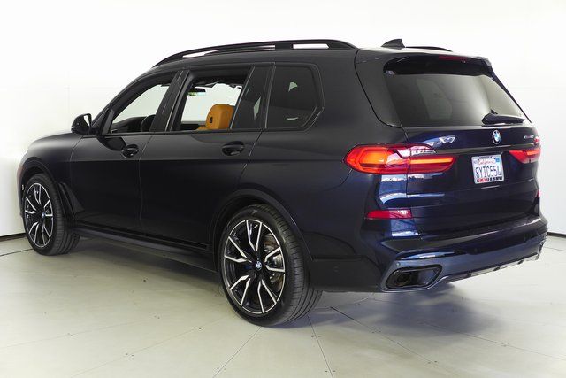 2022 BMW X7 xDrive40i 9