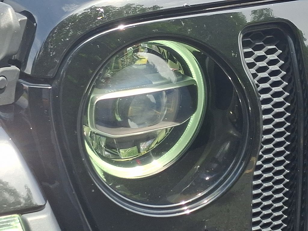 Thumbnail: 2020 Jeep Wrangler - 30
