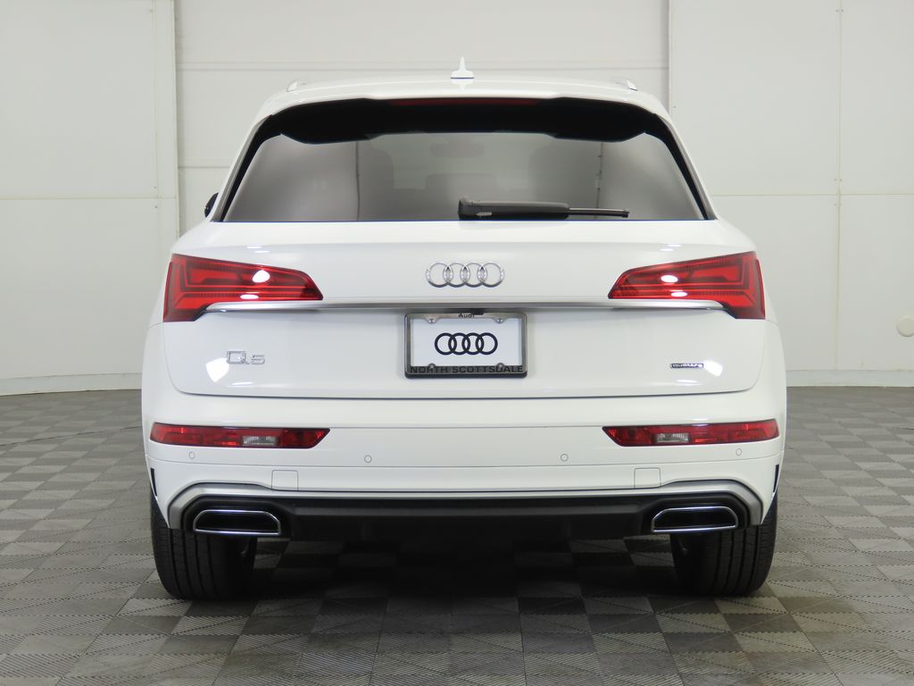 Thumbnail: 2022 Audi Q5 - 6