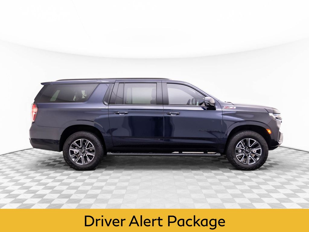 2024 Chevrolet Suburban Z71 photo