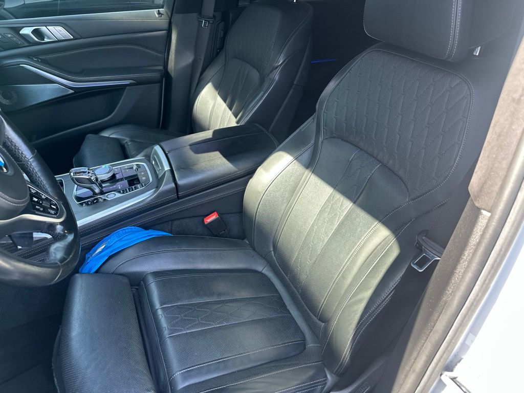 Thumbnail: 2019 BMW X7 - 7