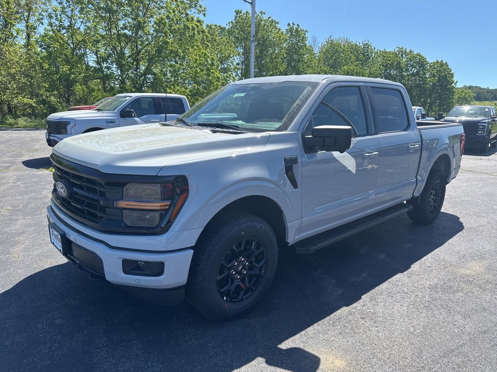 Avalanche 2026 Ford F-150 XLT SuperCrew 4WD Pickup Truck Four-Wheel Drive Automatic